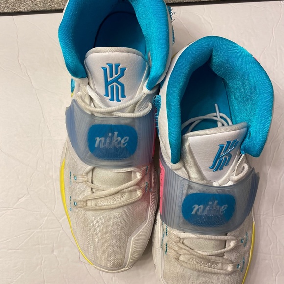 Nike Kyrie 6 Neon Graffiti Shoe - Picture 6 of 9